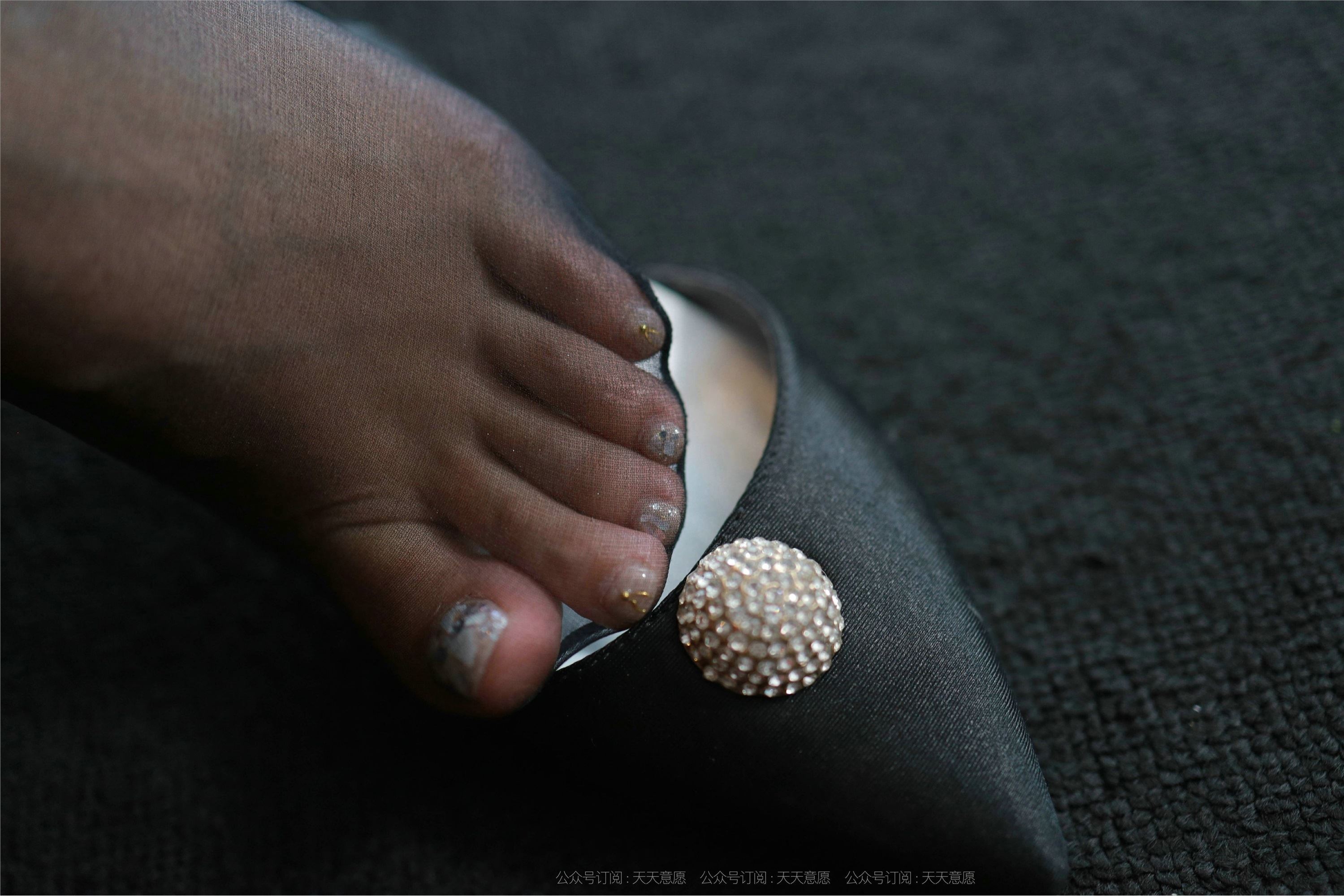 IESS异思趣向  2021.08.24 丝享家899：秋秋《企划部OL美女》